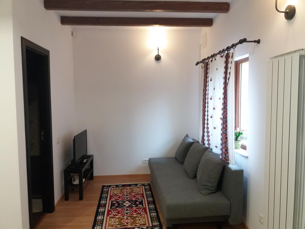 Casuta Bunicilor Villa บูคาเรสต์ ภายนอก รูปภาพ