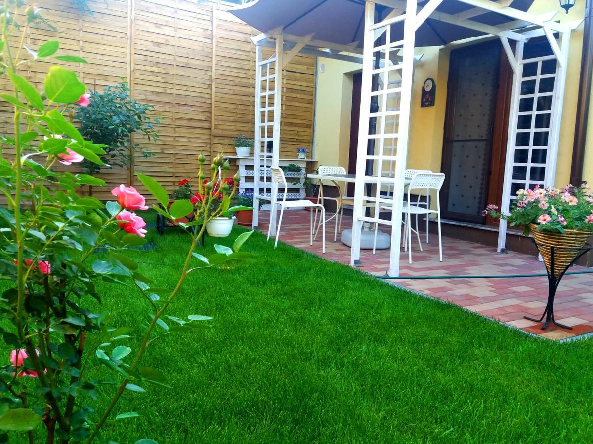 Casuta Bunicilor Villa บูคาเรสต์ ภายนอก รูปภาพ