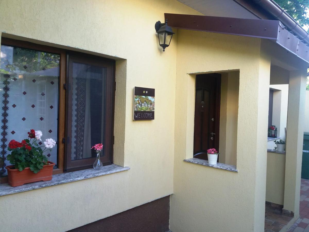 Casuta Bunicilor Villa บูคาเรสต์ ภายนอก รูปภาพ